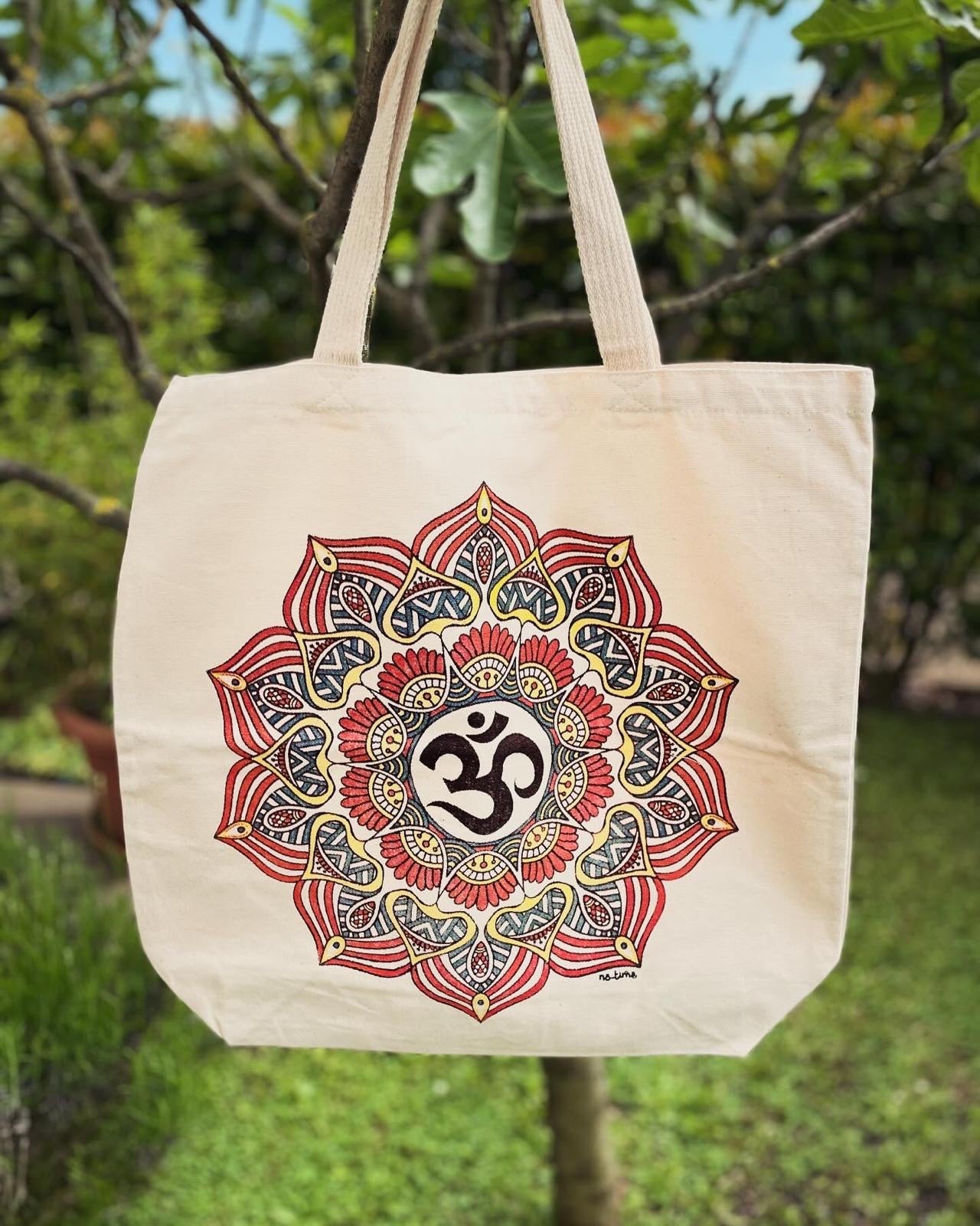 Borsa in tela di cotone grezzo con chiusura in velcro e stampa mandala con simbolo Om