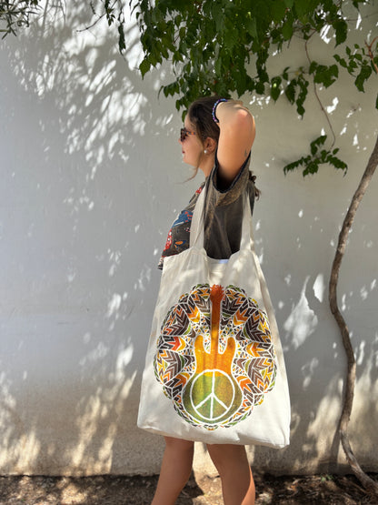 Borsa in tela di cotone grezzo con chiusura in velcro, stampa chitarra e simbolo della pace in stile boho